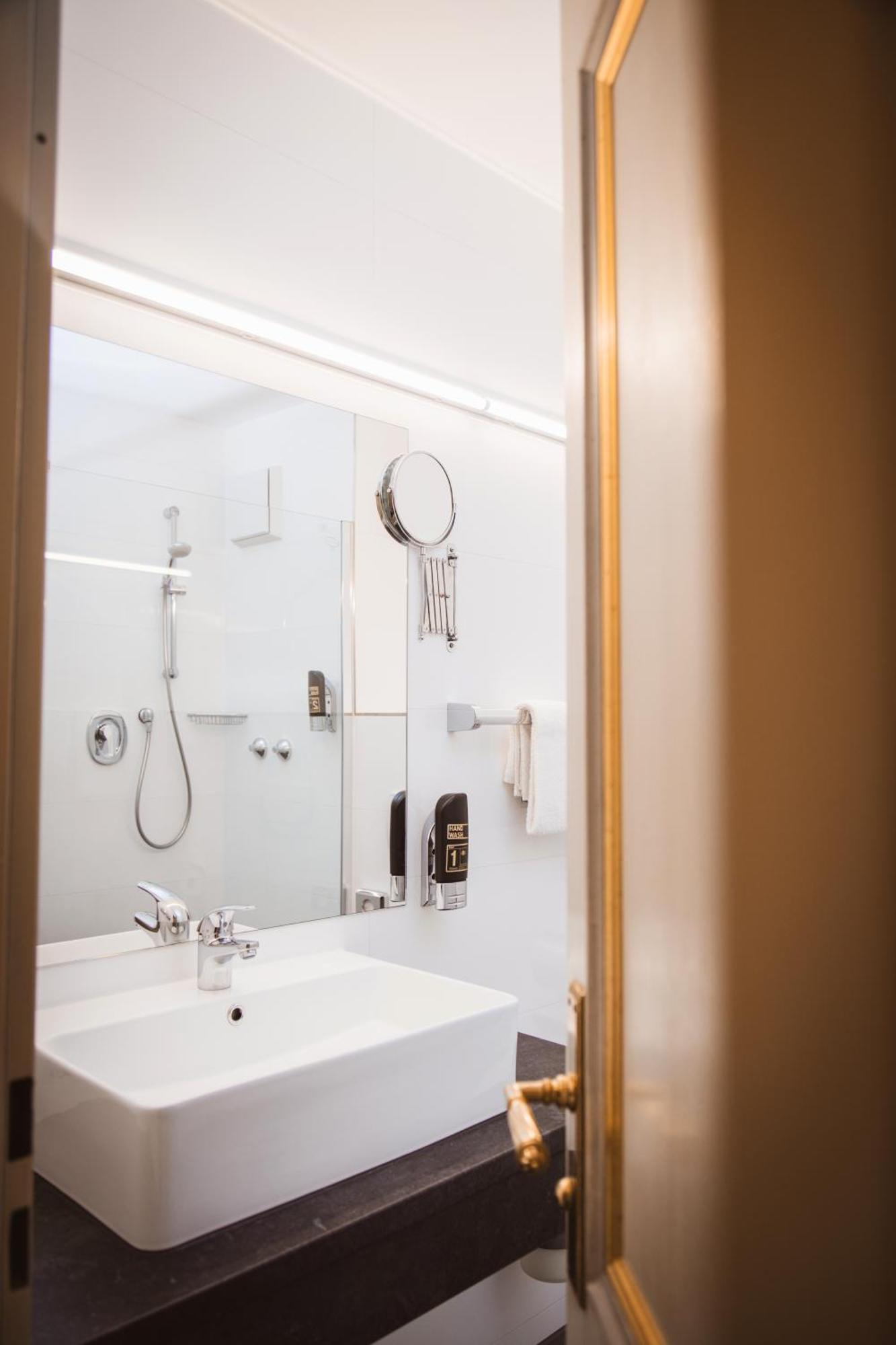 Sure Hotel By Best Western Rhoen Garden 포펜하우젠 외부 사진