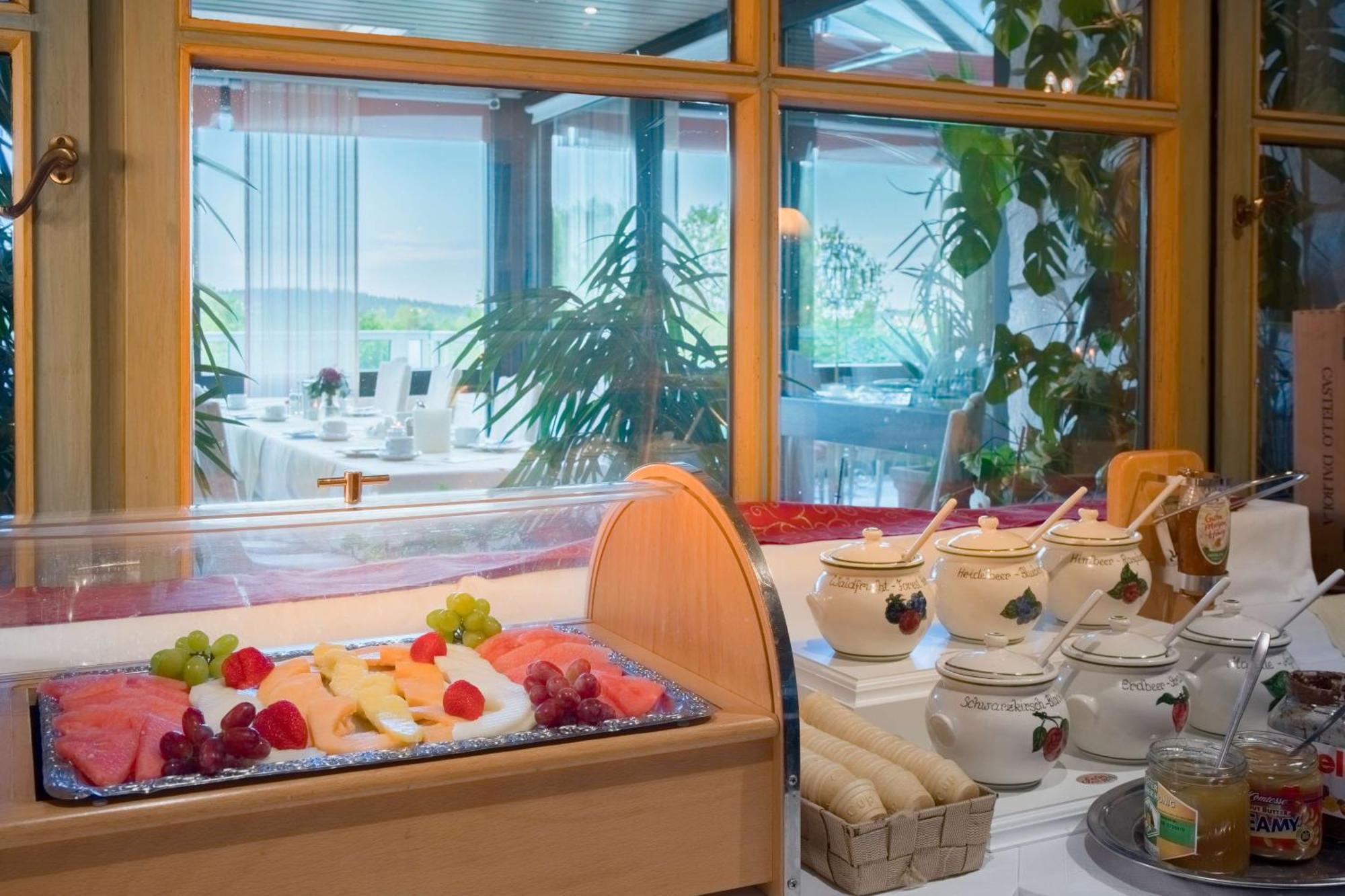Sure Hotel By Best Western Rhoen Garden 포펜하우젠 외부 사진